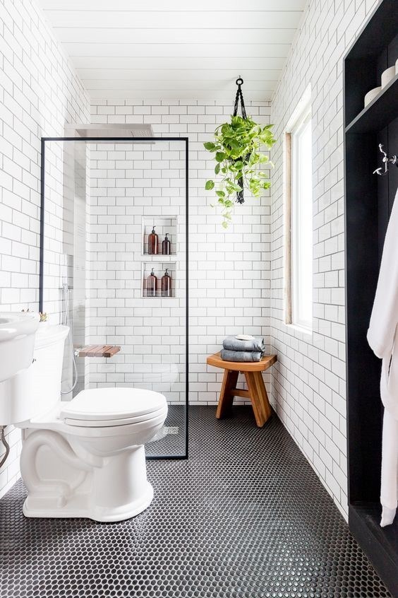 Chic Small Bathroom Ideas - The Importance of Natural Lighting