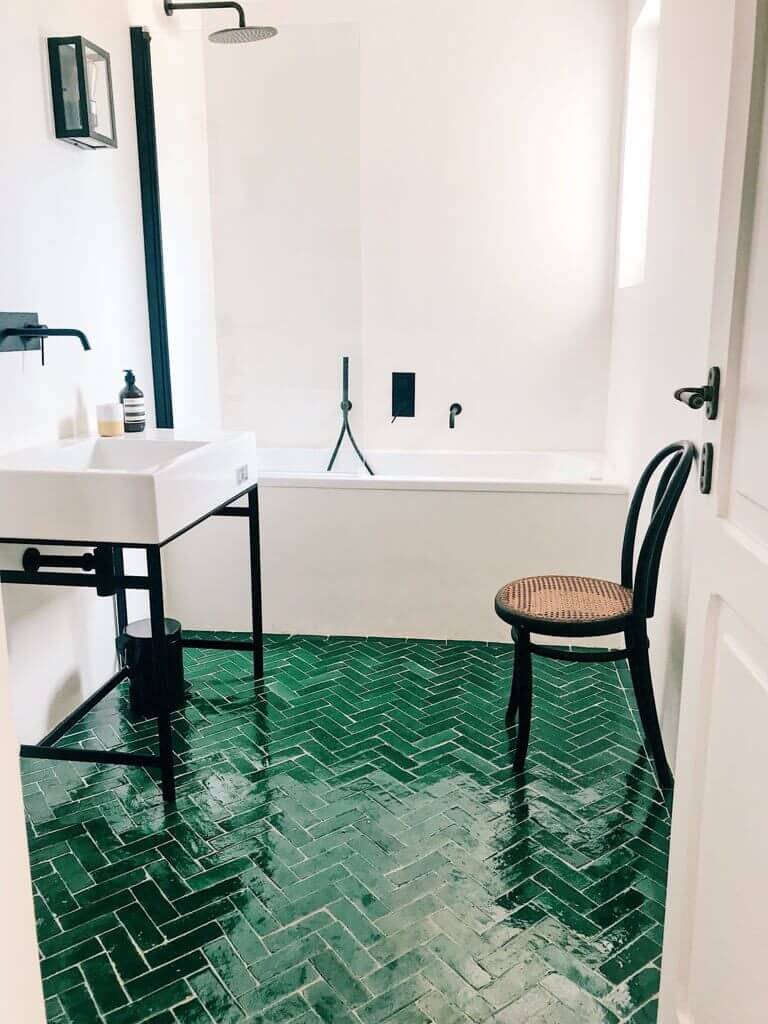 Ceramic Bathroom Tile Floor Ideas Bring Classy Touch with Emerald Green Tile