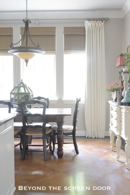 Country Kitchen Window Treatment Ideas Fabric Linens and Blinds 2