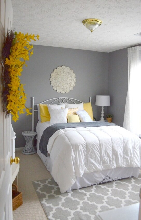 Decorating Guest Bedroom Ideas Monochromatic Guest Bedroom 2
