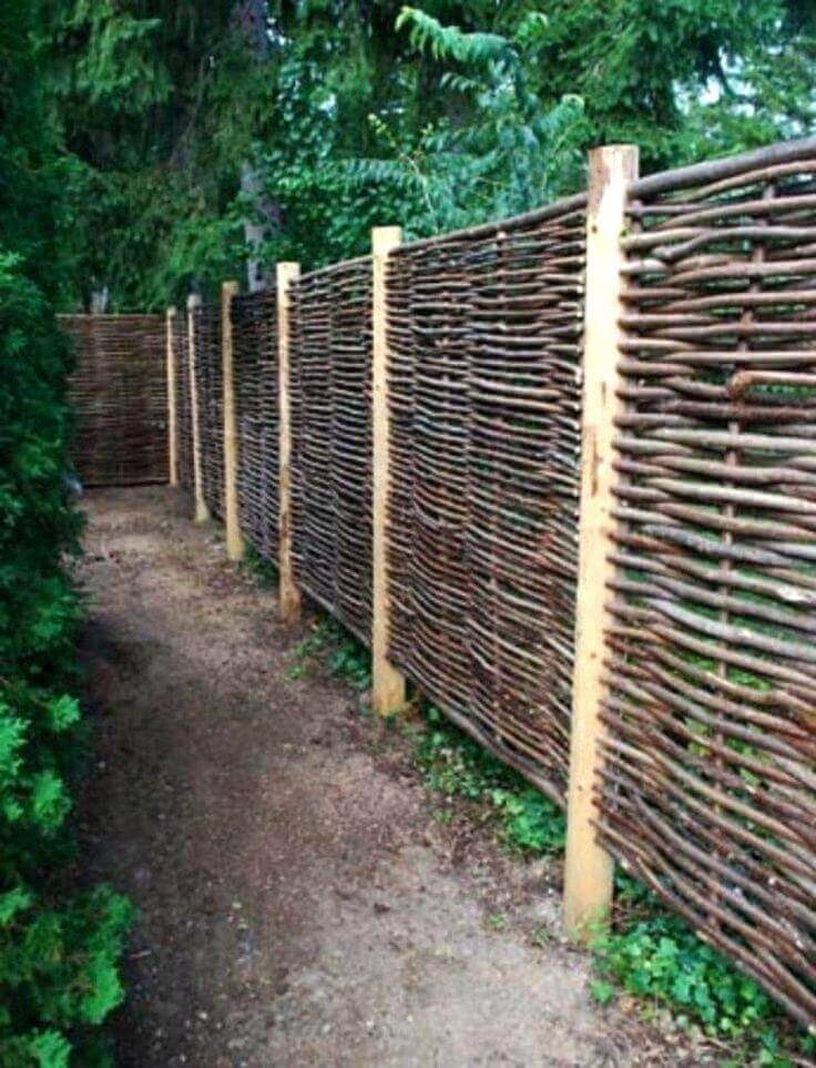 Wooden Fence Ideas for a Hilly Yard Wattle Wooden Fence
