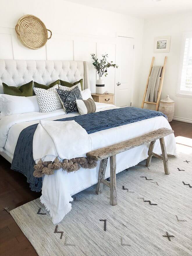 Blue and White Farmhouse Bedroom Ideas White and Blue