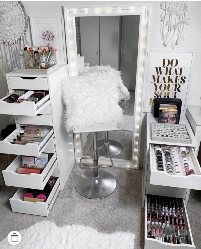 Makeup Palette Storage Ideas Cabinets on Both Sides